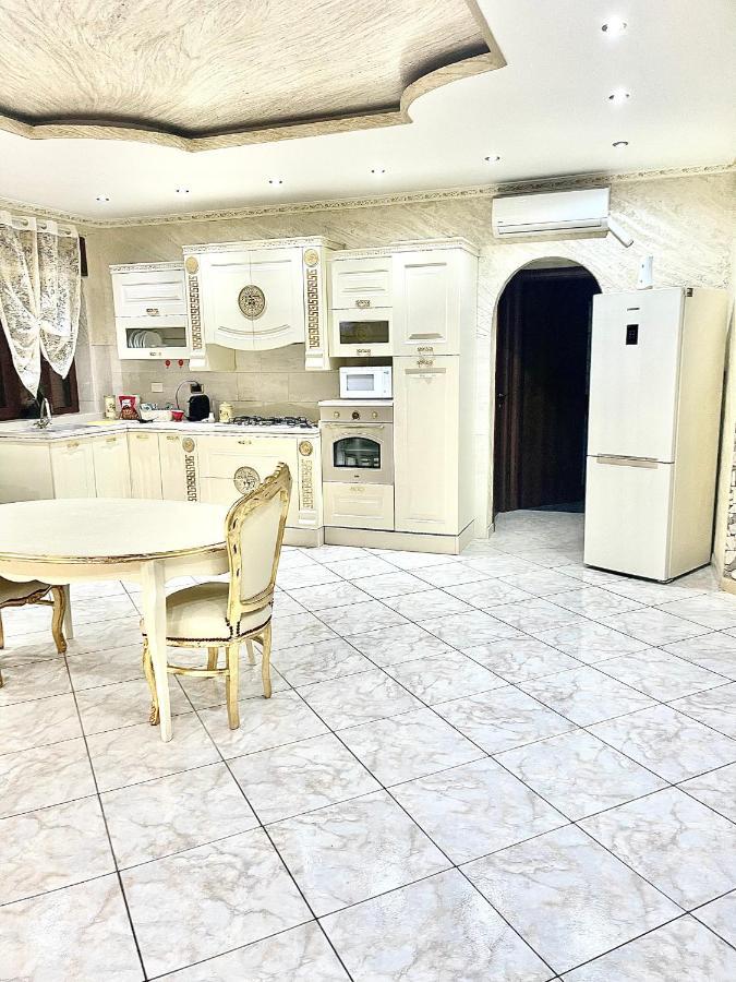 Gold Luxury Suite Home Roma エクステリア 写真
